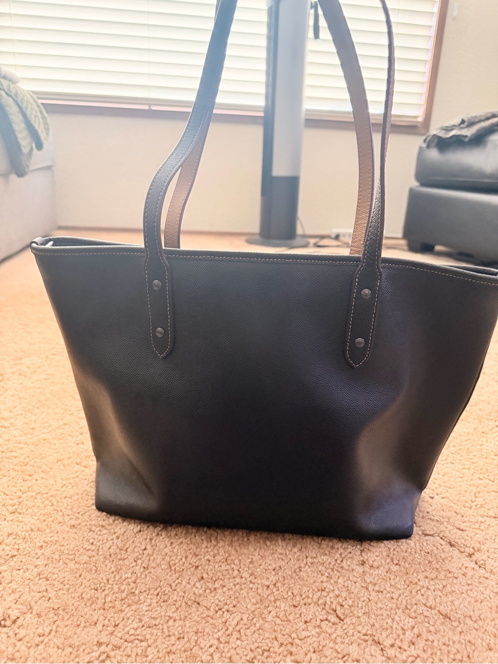 Coach Black Pebbled Leather Tote with Minnie Mouse Graphic - Picture 2 of 4